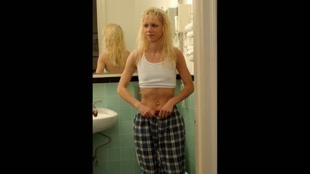 Candy Toilet Perch Pee Hd